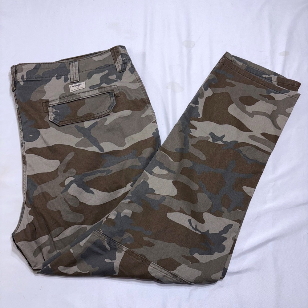 Wrangler Cargo Pants Mens 44x30 Camo Five Star Taper Stretch Tactical Utility